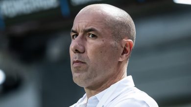 Jardim cumpre promessa, mas escala mal e Cruzeiro decepciona em estreia na Sul-Americana