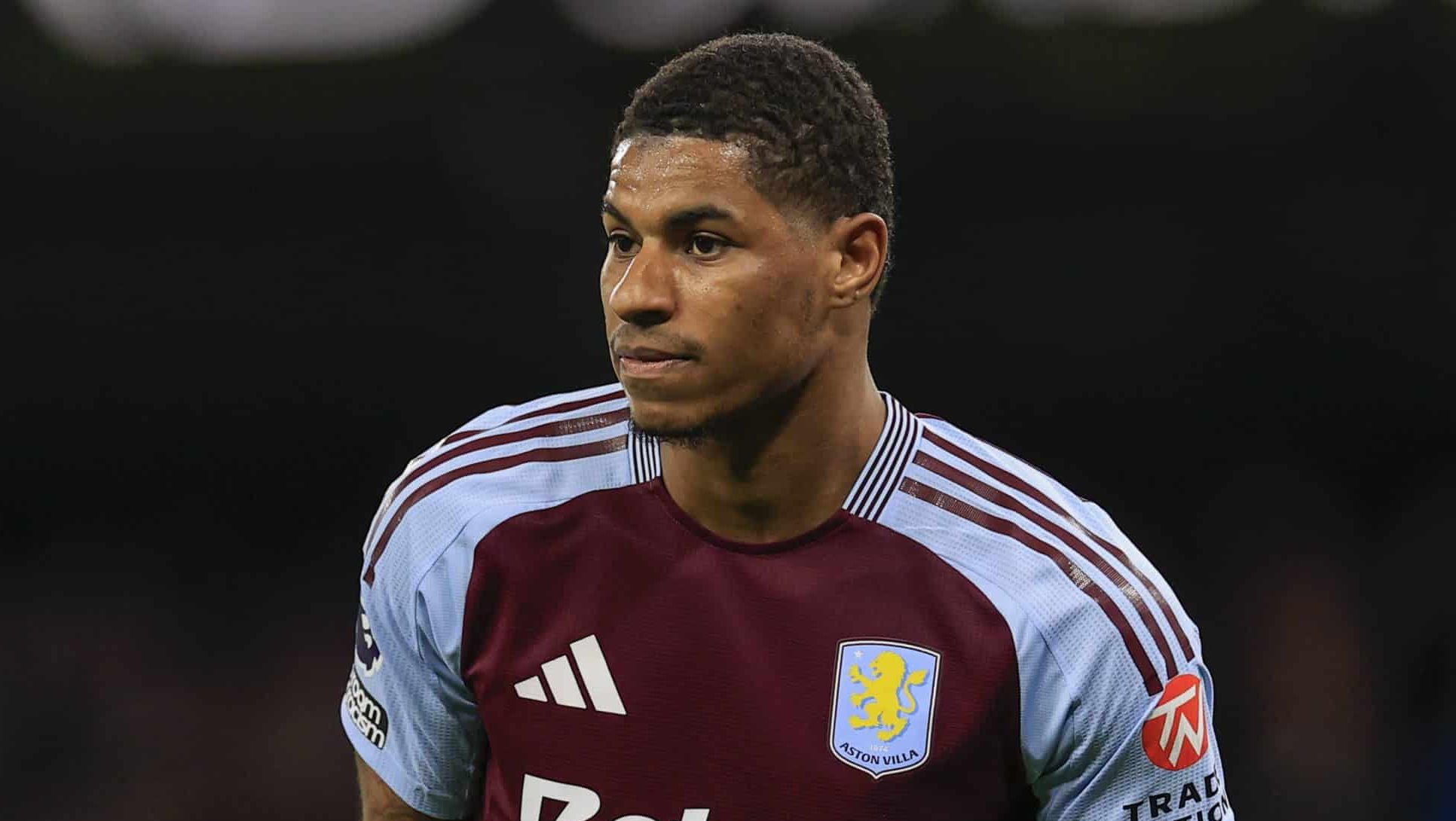 Rashford em a&ccedil;&atilde;o pelo Aston Villa