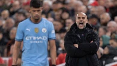 ‘Não é inteligente o suficiente’: Guardiola critica jogador improvisado no City