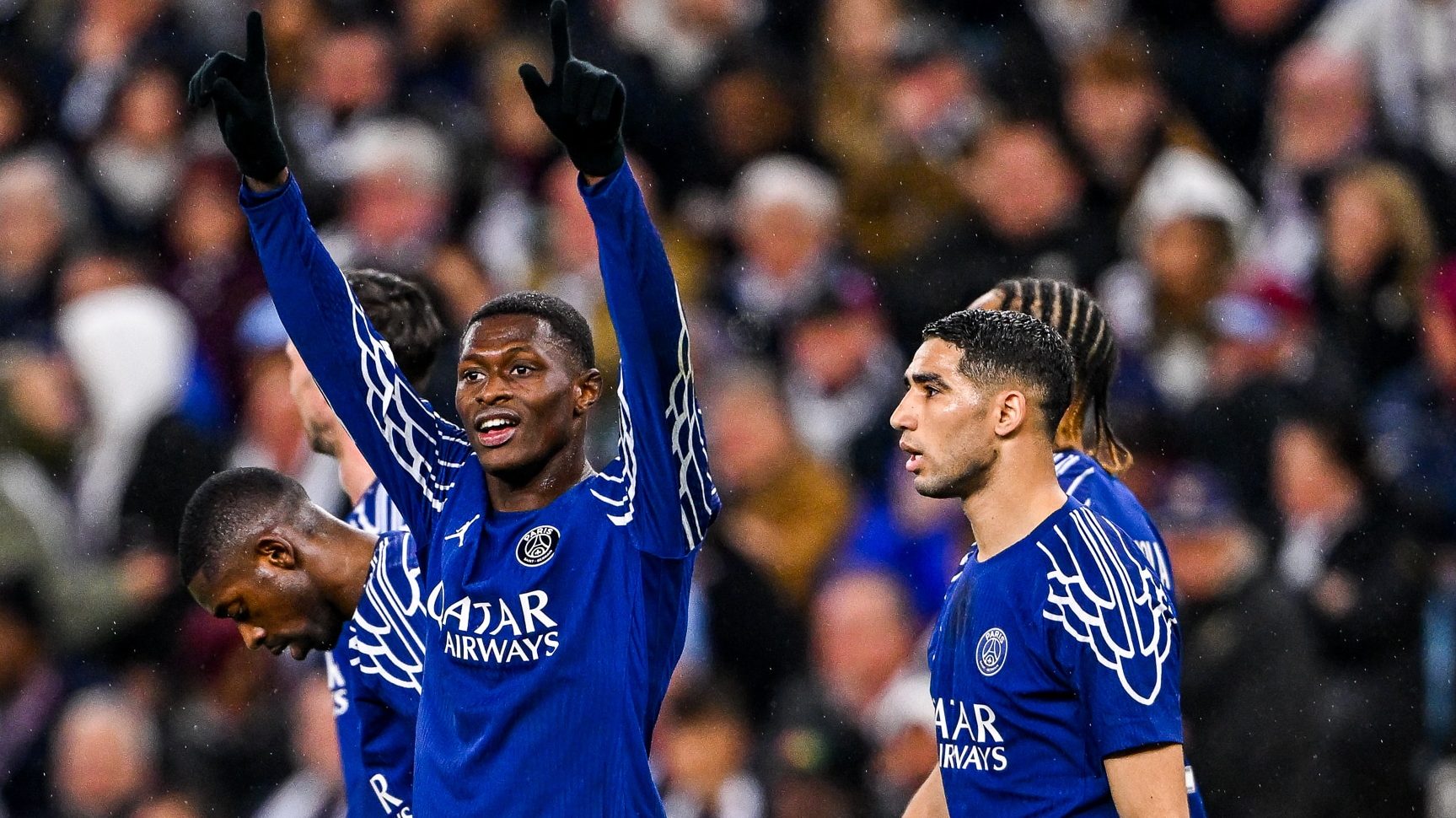 Como alvo do Real e estrela criticada evitaram que PSG fosse eliminado pelo Aston Villa