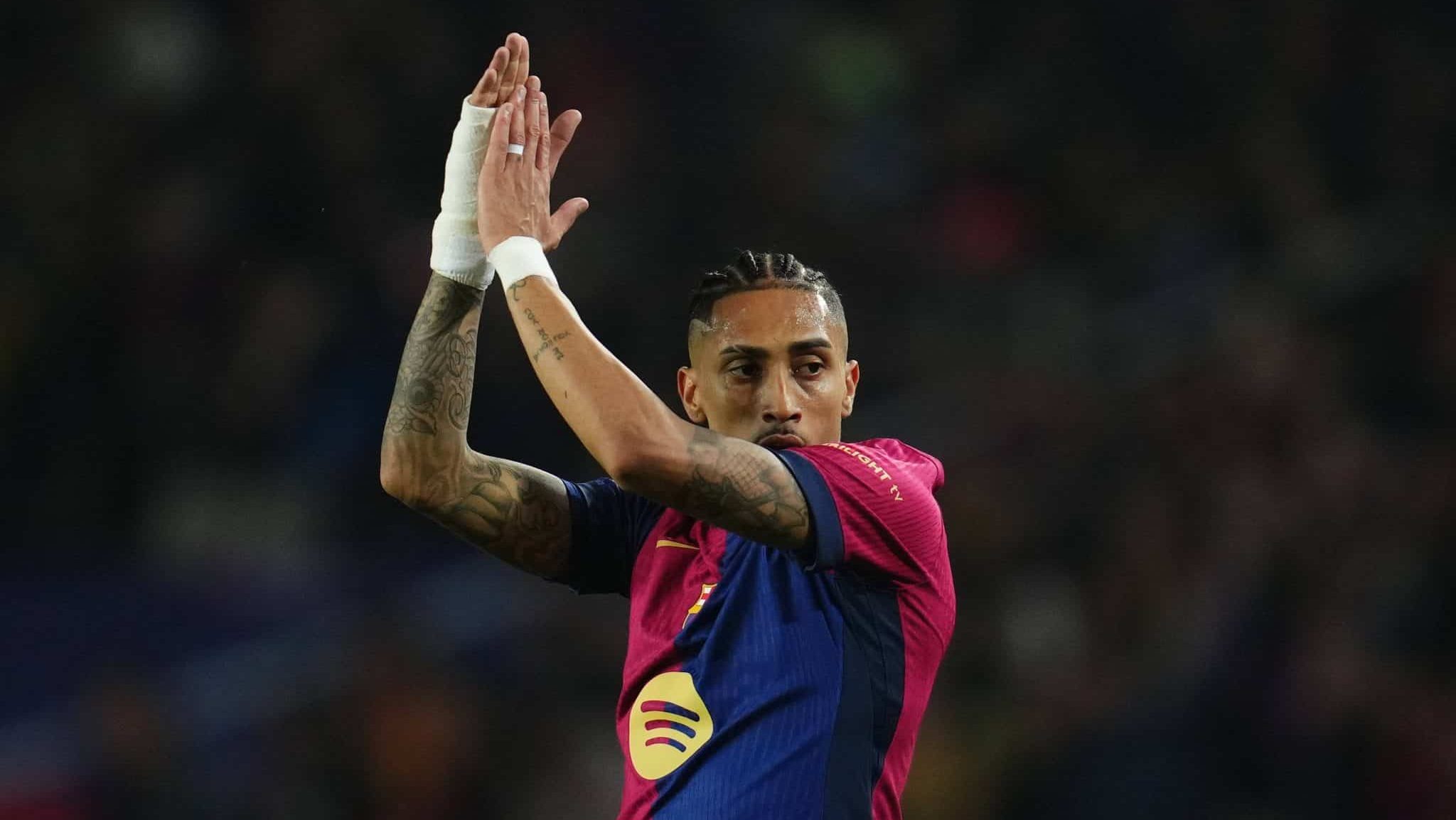 Raphinha supera pesadelo da Data Fifa e iguala at&eacute; Messi em atropelo do Barcelona