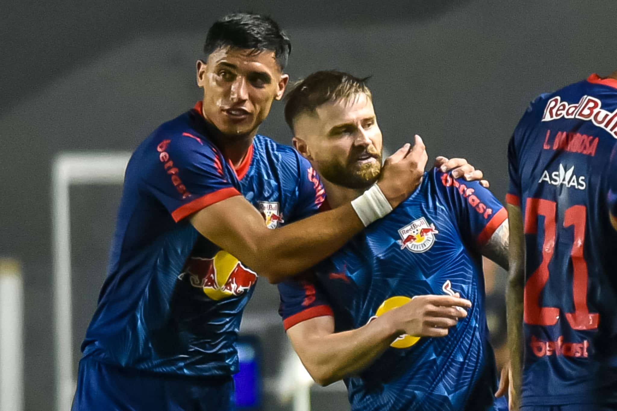 MATCH BETWEEN SANTOS X BRAGANTINO FOR THE BRAZILIAN CHAMPIONSHIP