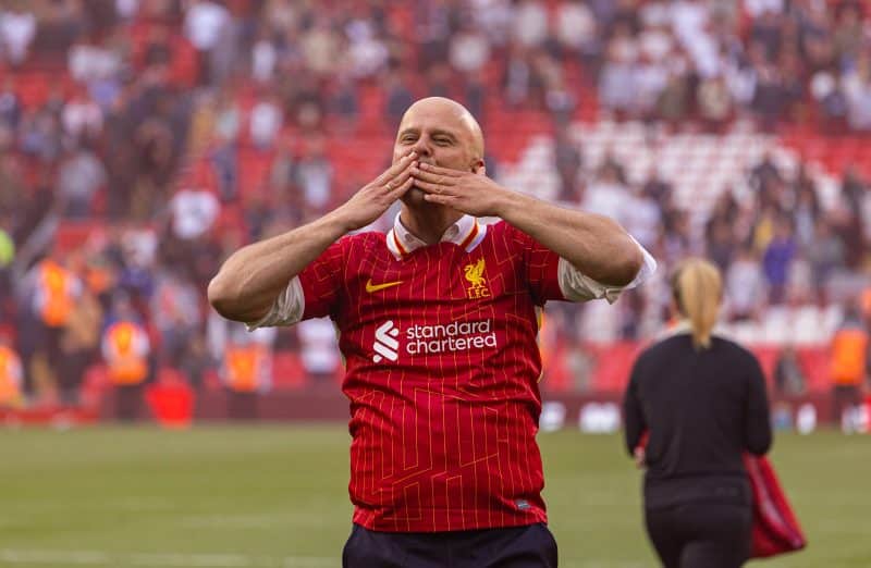 O que o Liverpool campeão inglês pode ensinar aos times brasileiros