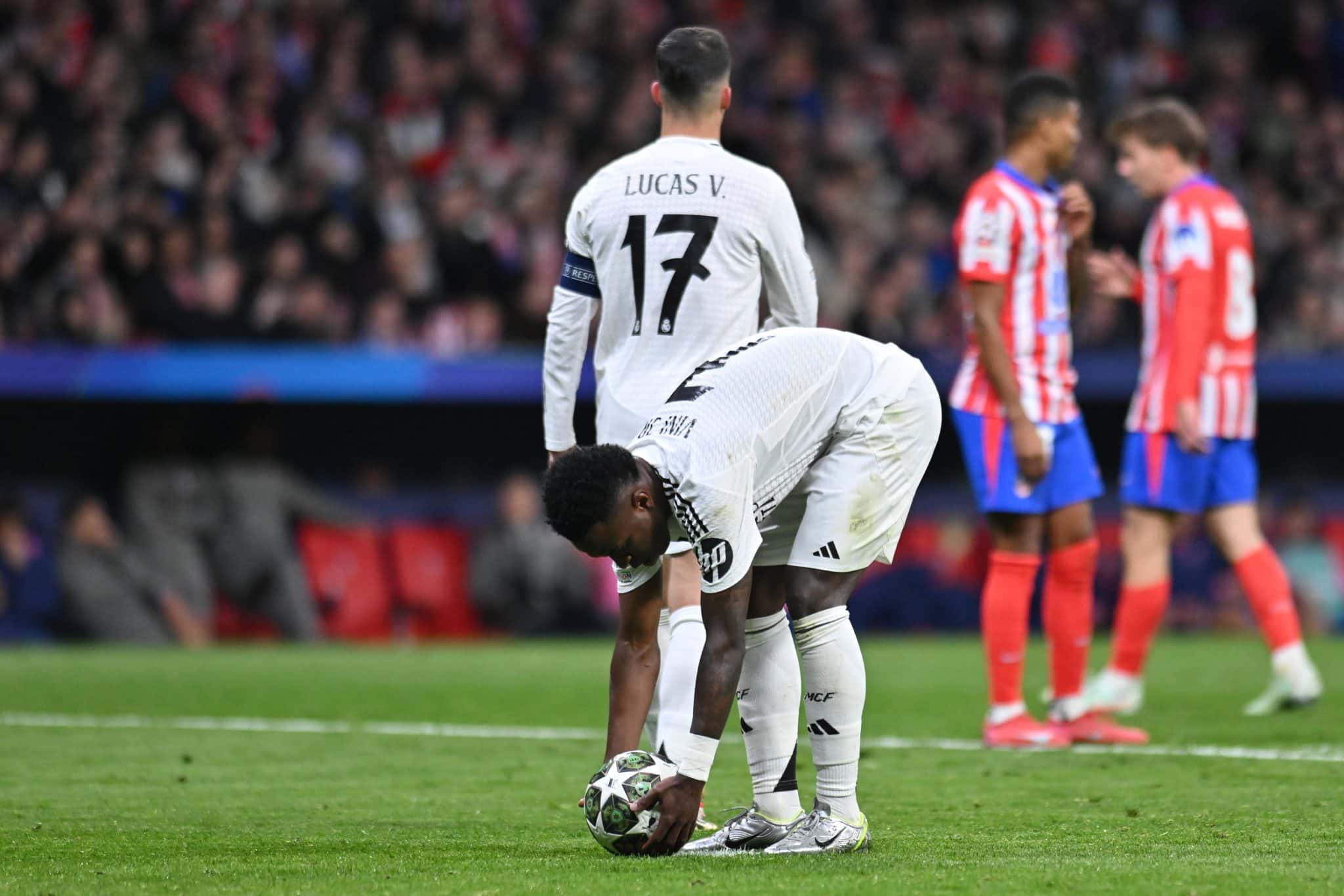 Vinicius Jr. perdeu p&ecirc;nalti na Champions League durante decis&atilde;o entre Real Madrid x Atl&eacute;tico de Madrid Foto: (Imago)