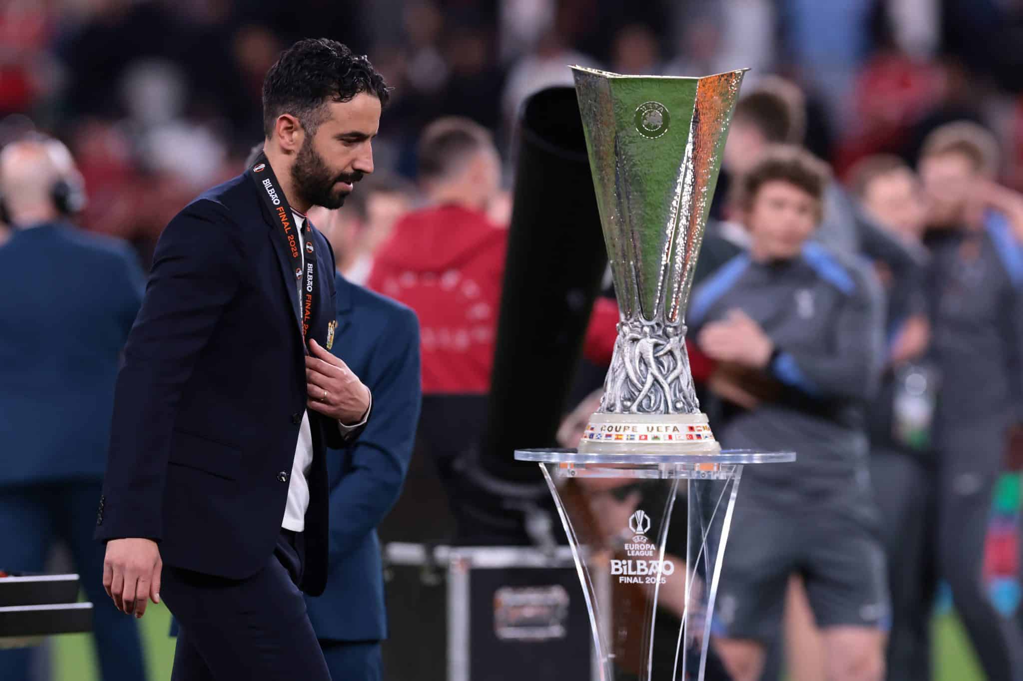 Qual &eacute; o rombo que o vice da Liga Europa causa ao Manchester United?