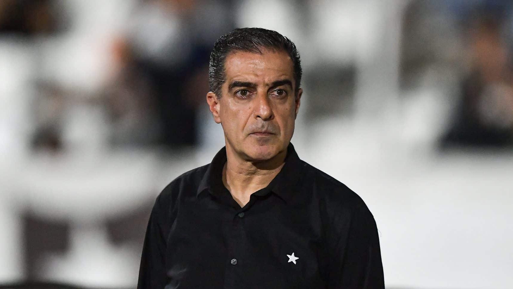 Renato Paiva j&aacute; foi v&iacute;tima da arma que usou para fazer o Botafogo vencer o Carabobo