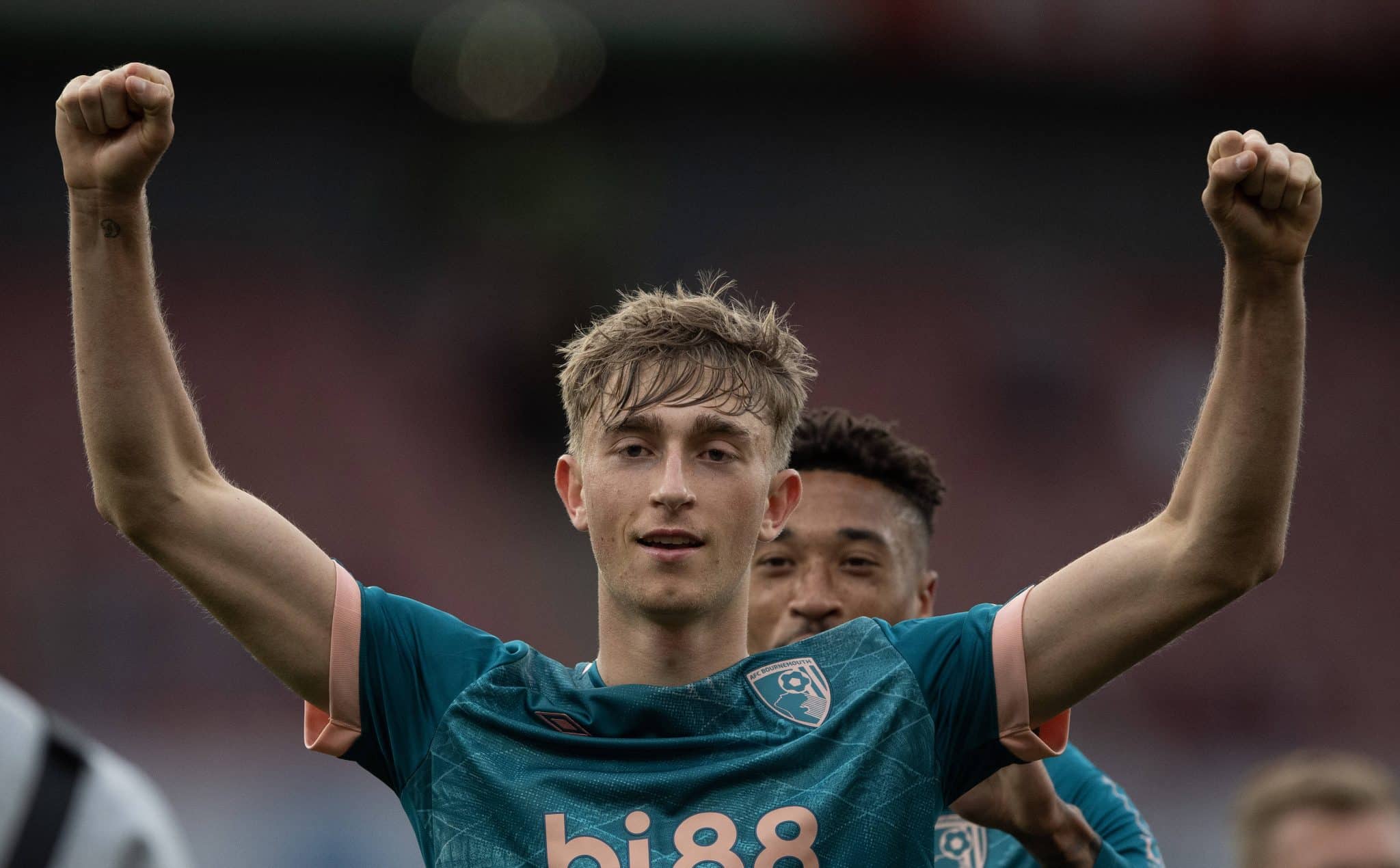 Como Real Madrid venceu concorr&ecirc;ncia pesada e acertou com Huijsen