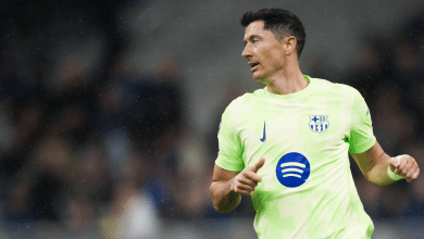 Lewandowski iluminado conduz Barcelona a desfecho soberbo na temporada