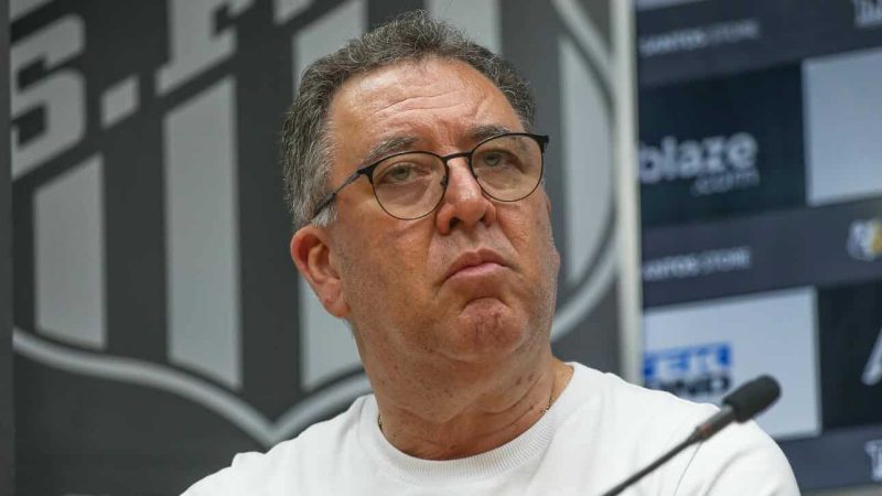 ‘Não há negociações’: Presidente do Santos comenta assédio à joia do clube no mercado