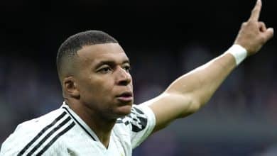 Mbapp&eacute; quebra recordes e comanda vit&oacute;ria com sustos do Real Madrid para manter sonho do t&iacute;tulo
