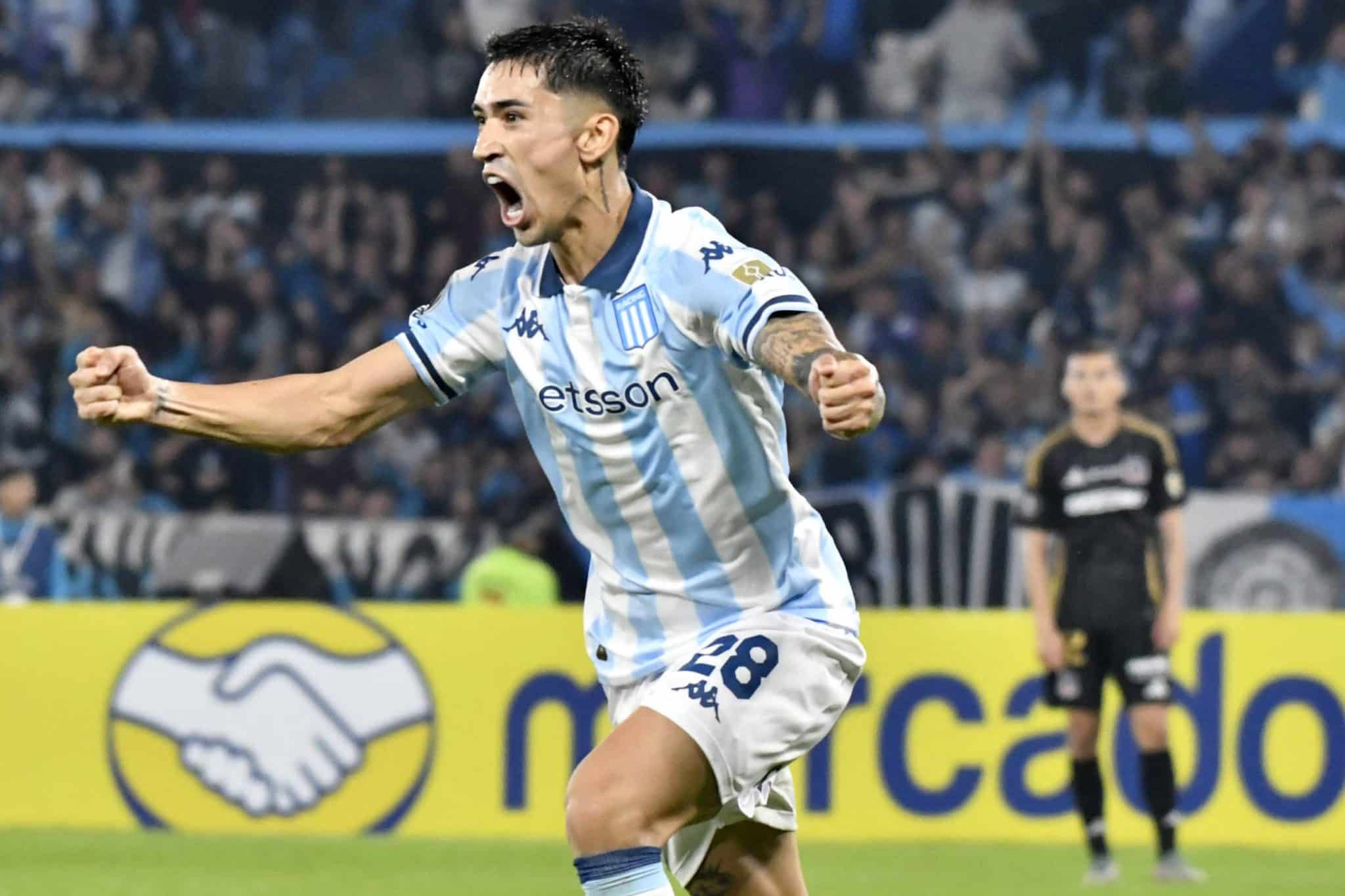 Solari comemora gol pelo Racing