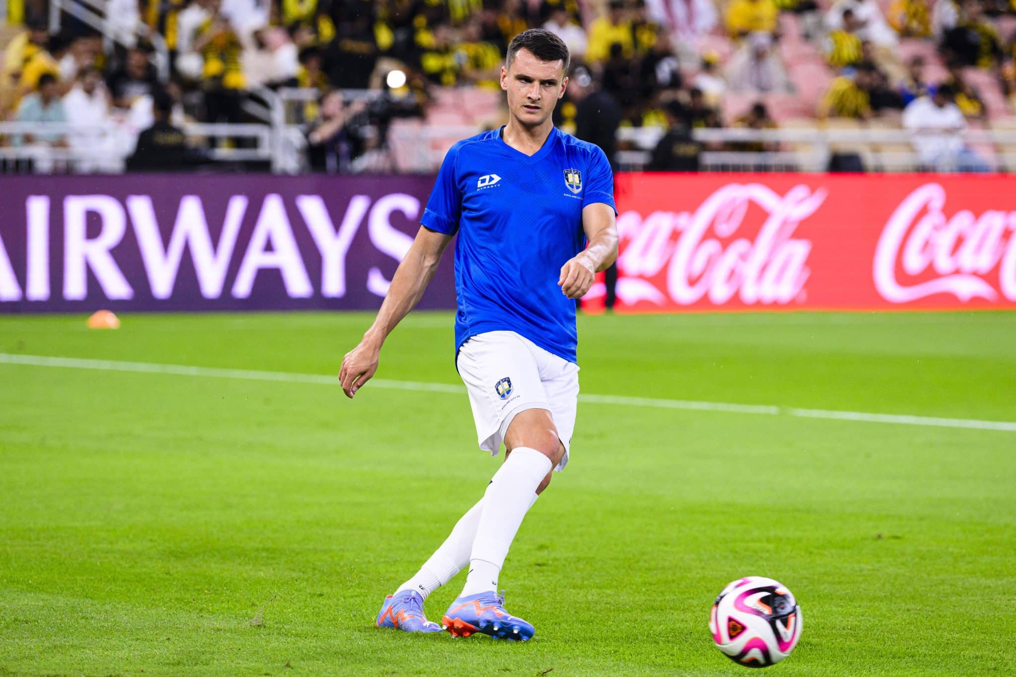 Adam Mitchell, vice-capit&atilde;o do Auckland City e gerente imobili&aacute;rio Foto: (Imago)