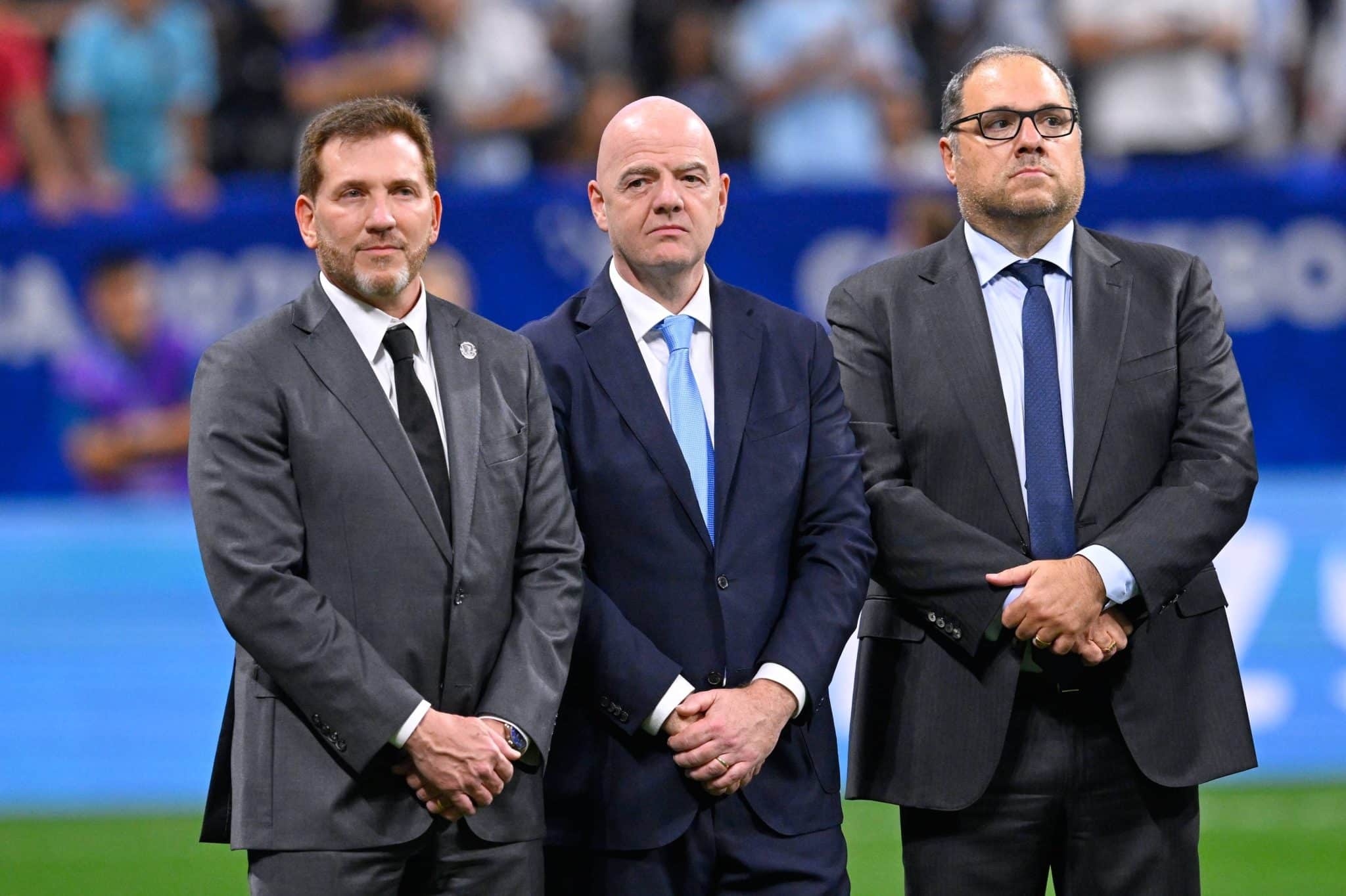 Alejandro Dominguez, presidente da Conmebol, tem e aproximado da Fifa Foto: (Imago)