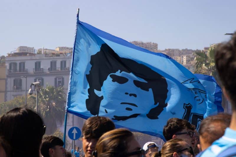 ‘Talvez o Maradona seja o maior ídolo da história do futebol’