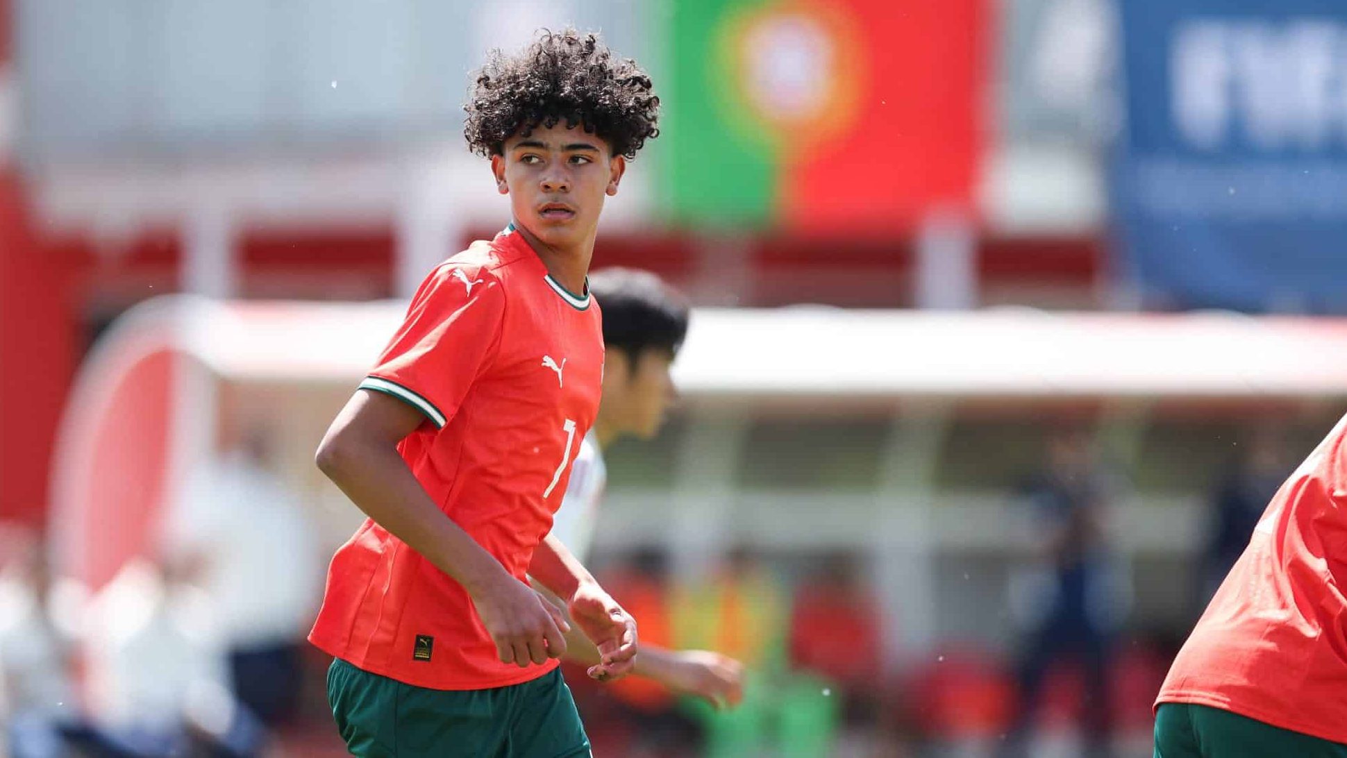 Quem &eacute; o atacante que roubou a cena na estreia do filho de Cristiano Ronaldo por Portugal