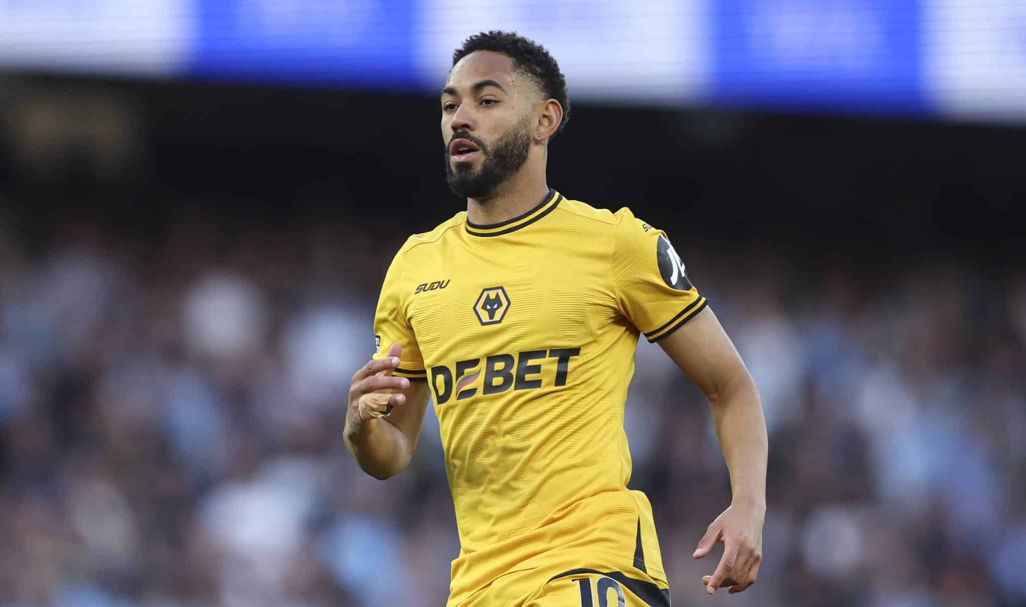 Matheus Cunha em jogo do Wolverhampton