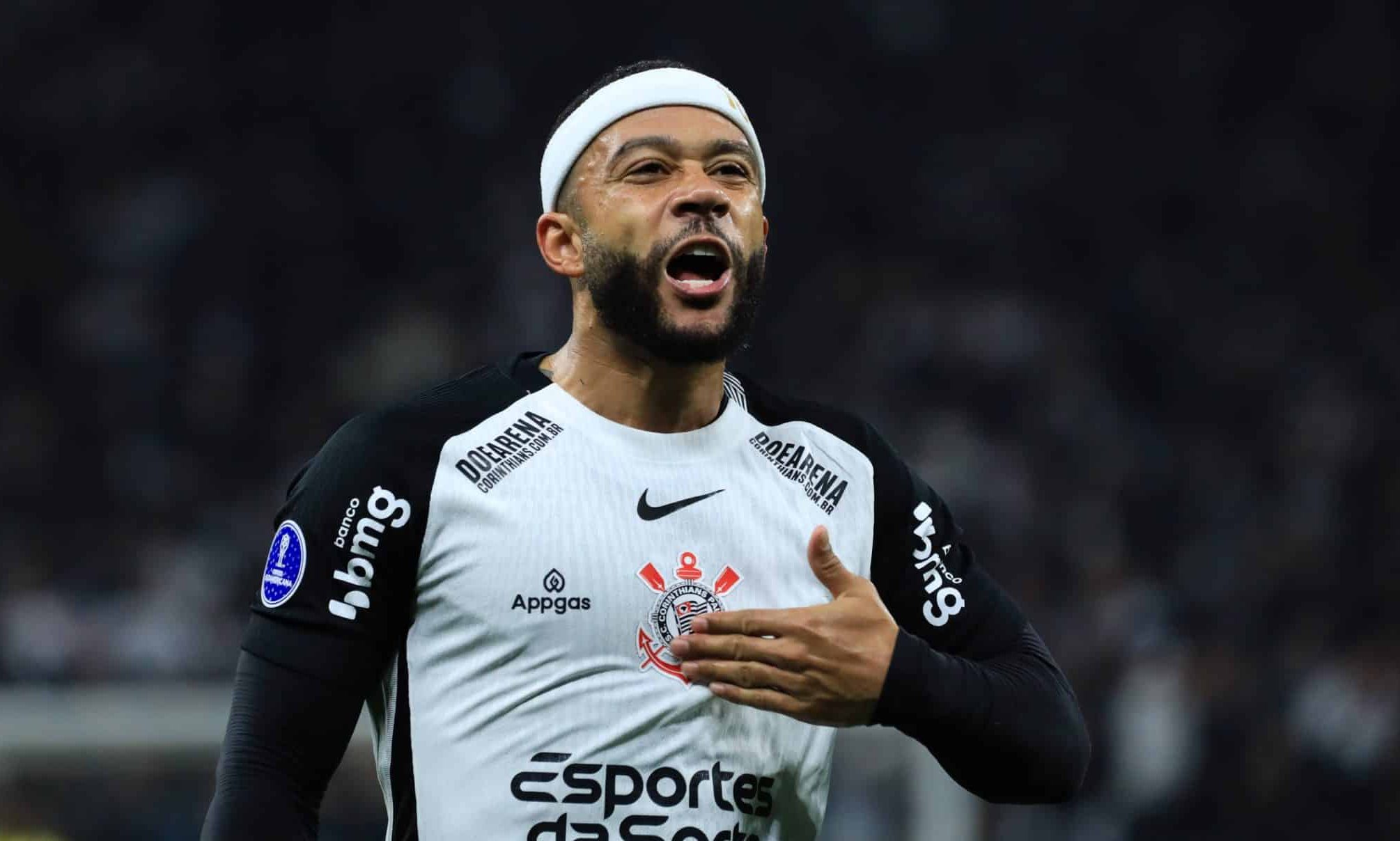 Corinthians: Reuni&atilde;o ameniza falta de Memphis, mas n&atilde;o muda clima b&eacute;lico com diretoria