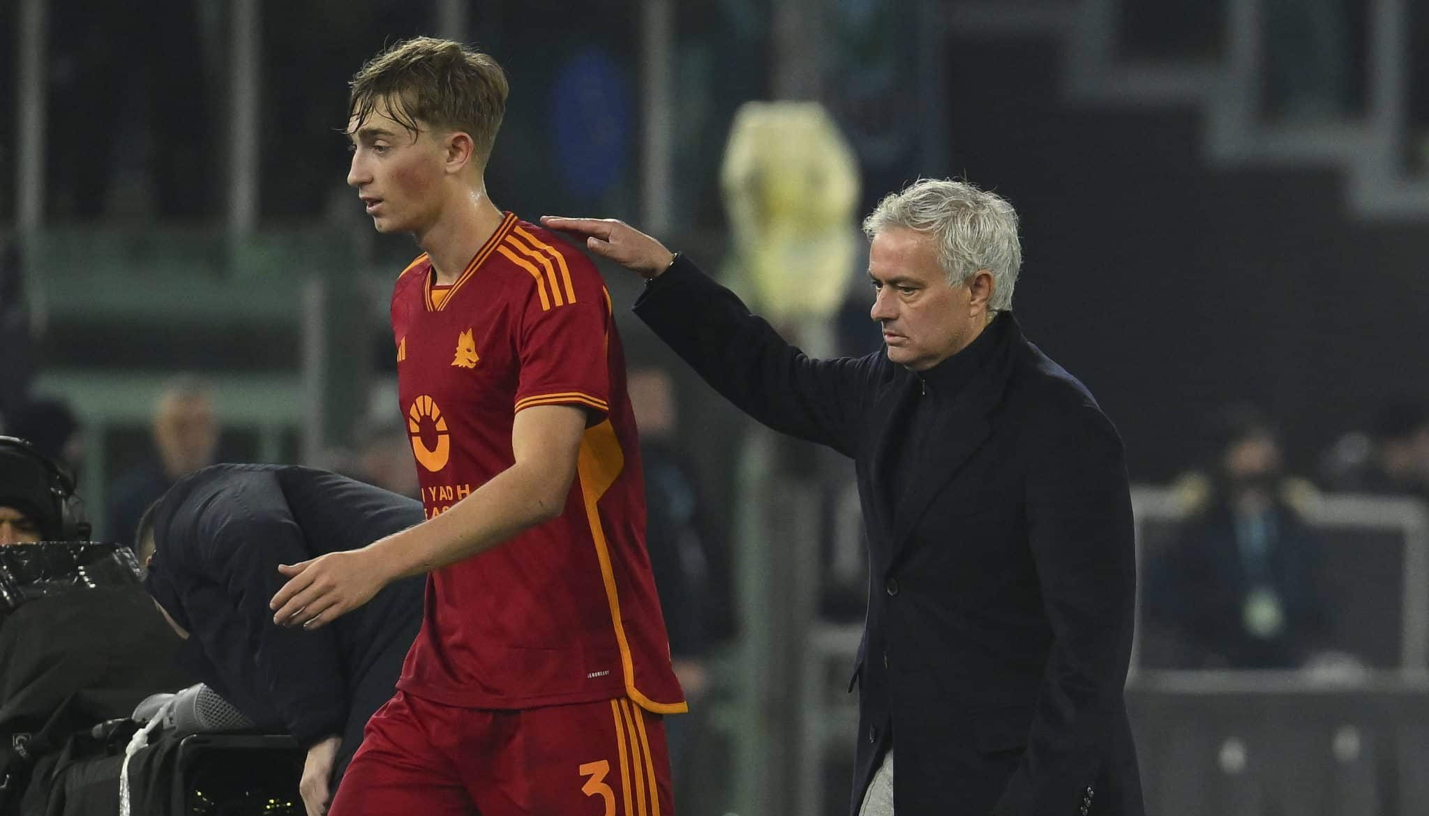 De esquecido a estrela: Como Mourinho mudou a carreira do novo refor&ccedil;o do Real Madrid