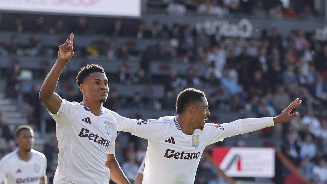 Solu&ccedil;&atilde;o para Big Six, artilheiro supera &iacute;dolo do Aston Villa na hist&oacute;ria da Premier League