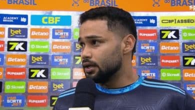 Como pai de goleiro fez ex-Gr&ecirc;mio defender cavadinha de Alan Patrick em p&ecirc;nalti