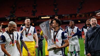 Tottenham dispensa flop, campe&atilde;o da Liga Europa e mais apenas 10 dias ap&oacute;s t&iacute;tulo