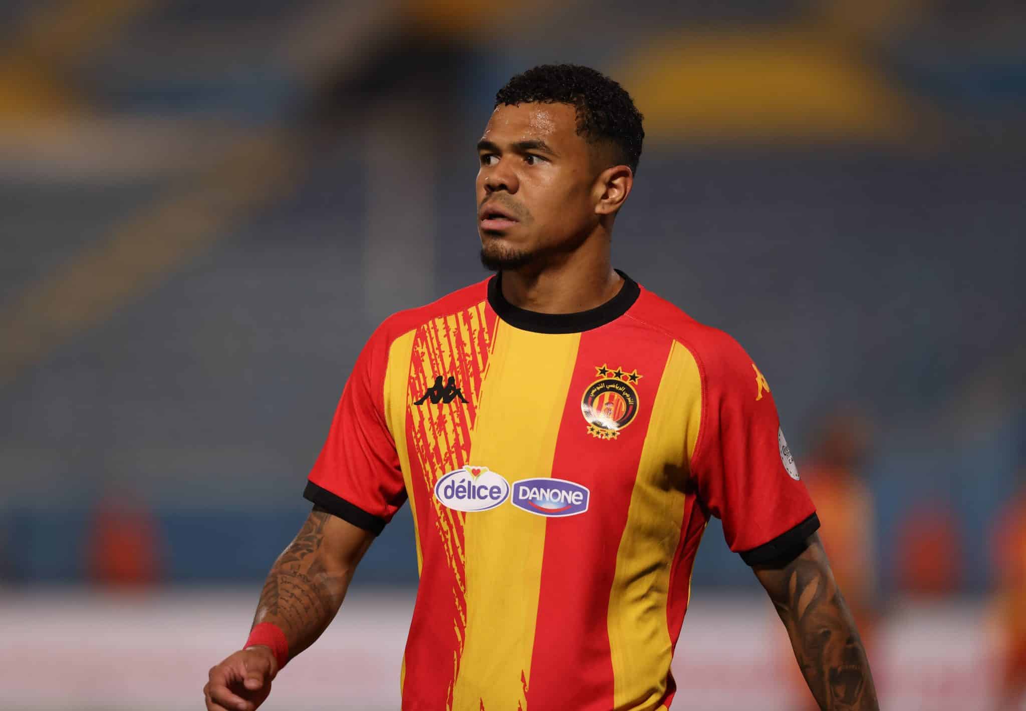 Yan Sasse, com passagens por Coritiba e Vasco, defende o Esp&eacute;rance Foto: (Imago)