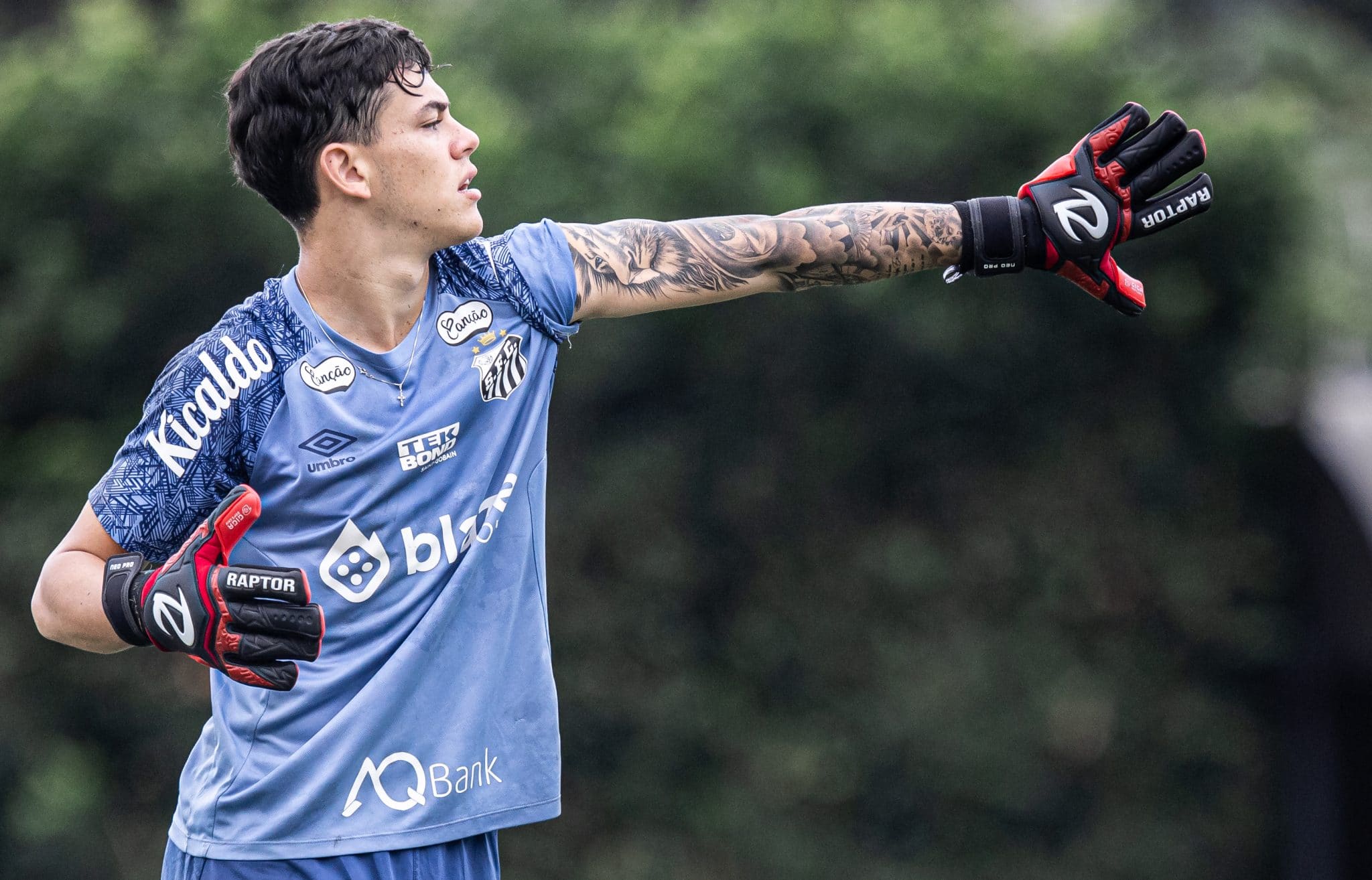 JP Chermont no treinamento do Santos