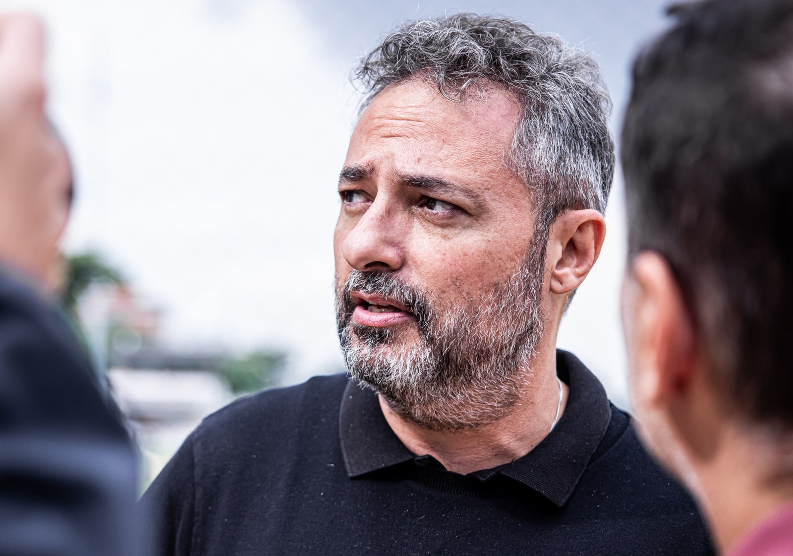 Apresentado no Santos, Mattos troca intensidade no mercado por gest&atilde;o humana do elenco