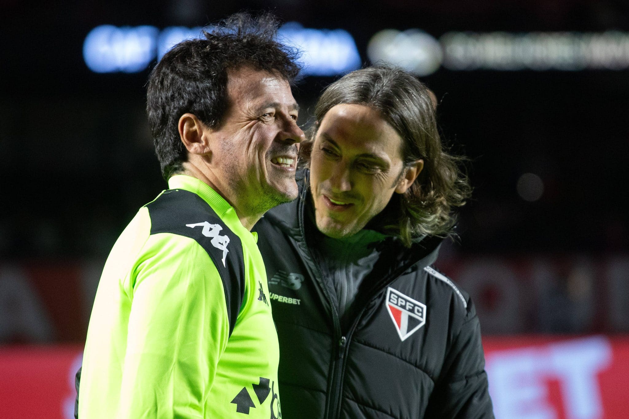 Vasco de Diniz atropela o S&atilde;o Paulo de Zubeld&iacute;a, e vaias no MorumBIS s&atilde;o recado direto &agrave; diretoria
