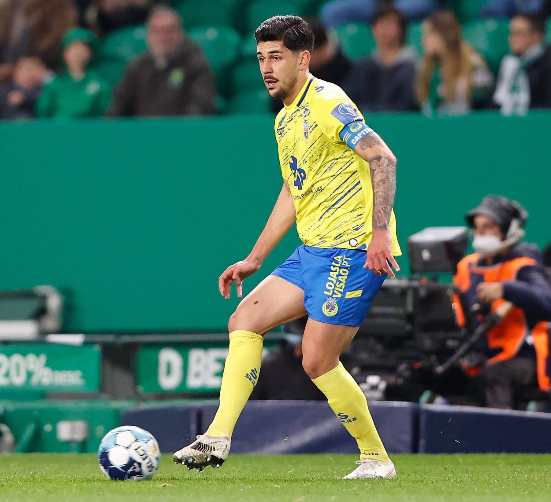 Jo&atilde;o Basso ainda como jogador do Arouca