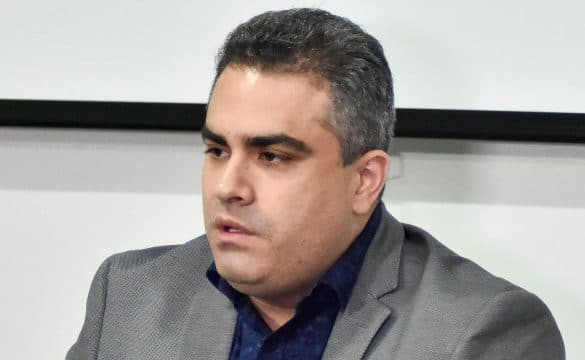 Por que o ex-presidente Orlando Rollo esteve reunido com atuais dirigentes do Santos?