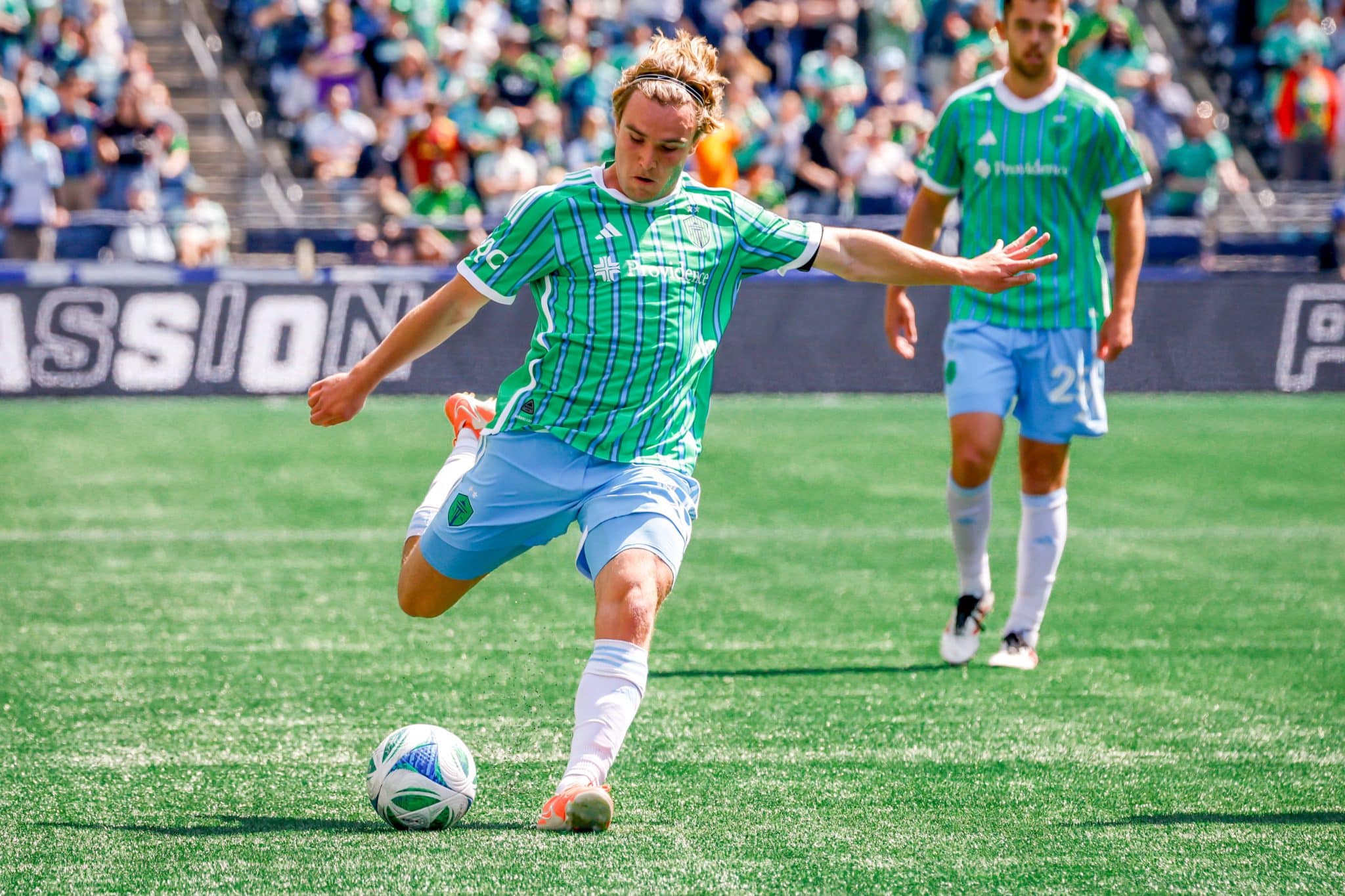 O argentino Pedro de la Vega &eacute; um dos destaques do Seattle Sounders (Foto: Imago)