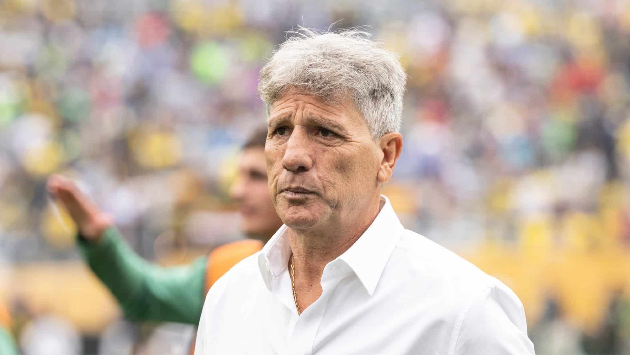 Renato se isenta de culpa por &lsquo;apag&atilde;o&rsquo; e cobra jogadores do Fluminense por problema &lsquo;inadmiss&iacute;vel&rsquo;