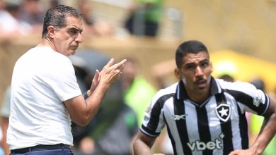 Paiva emula outro Renato para rebater Abel e justificar elimina&ccedil;&atilde;o do Botafogo