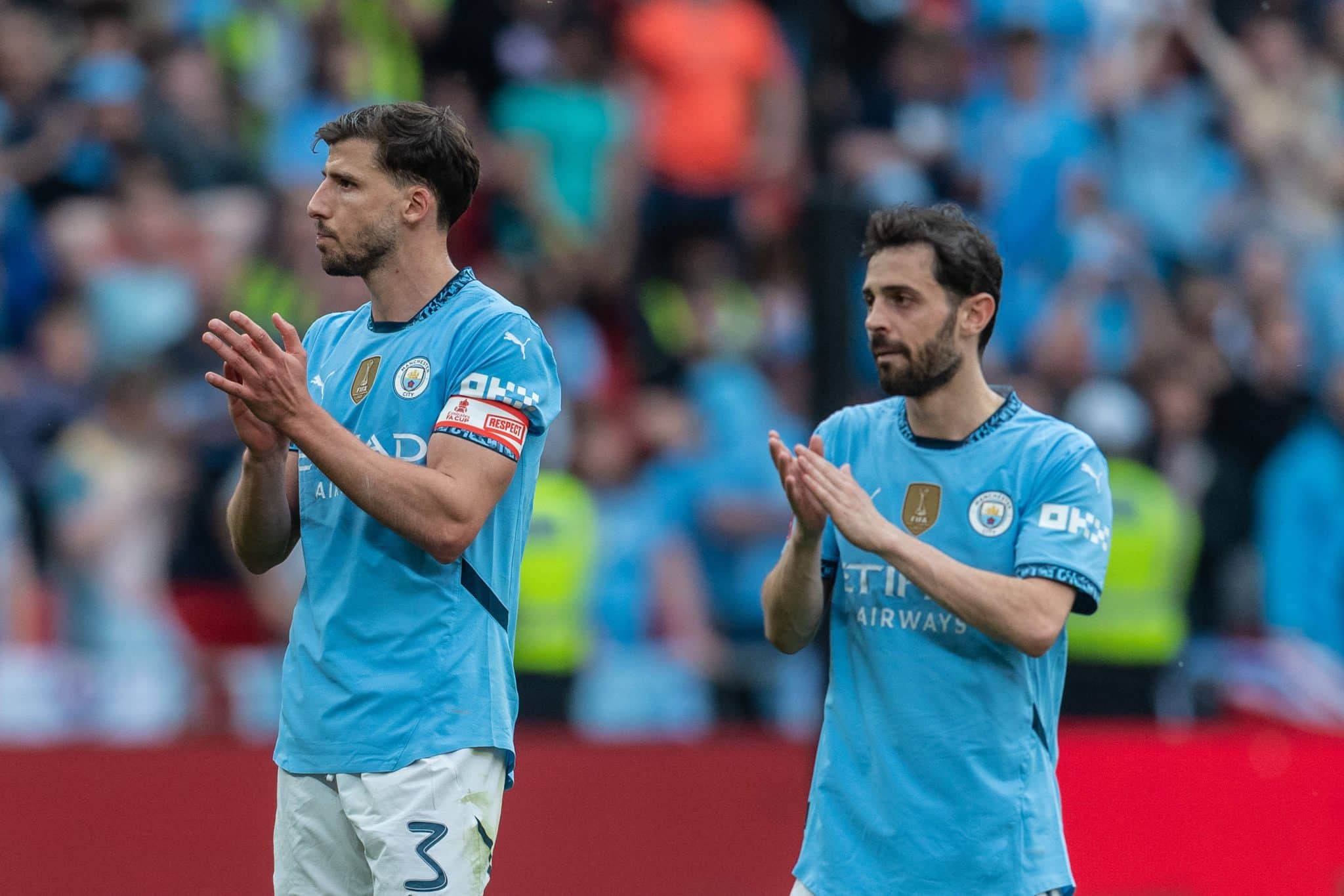 Ruben Dias e Bernardo Silva trabalharam com Paiva na base do Benfica (Foto: Imago)