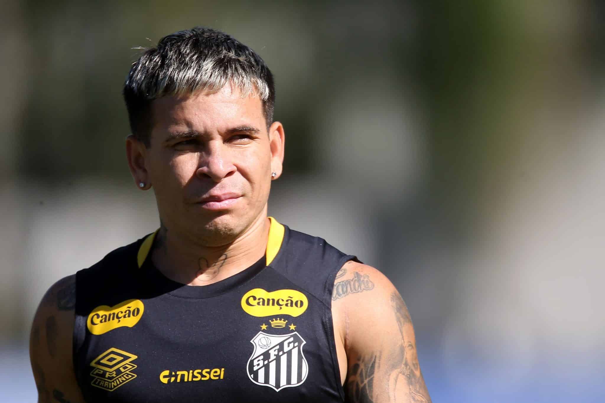 Soteldo ainda enquanto jogador do Santos