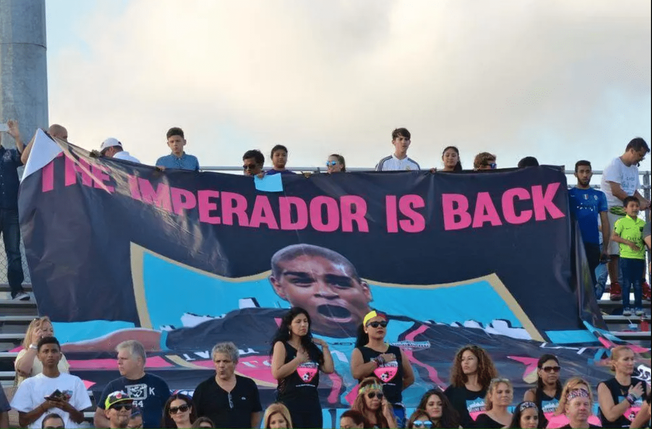 Adriano teve (brev&iacute;ssima) passagem por Miami