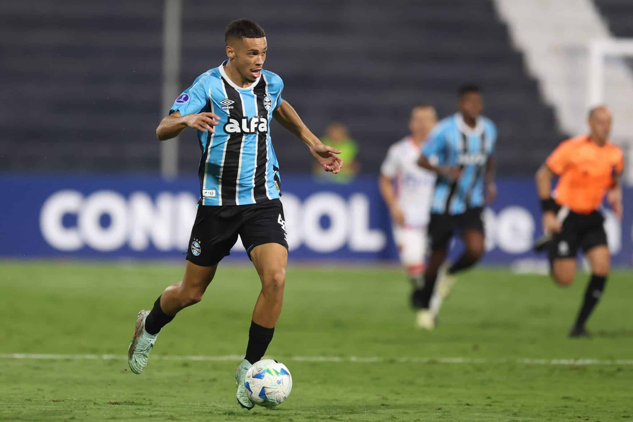 Alysson, joia do Gr&ecirc;mio Foto: (Imago)