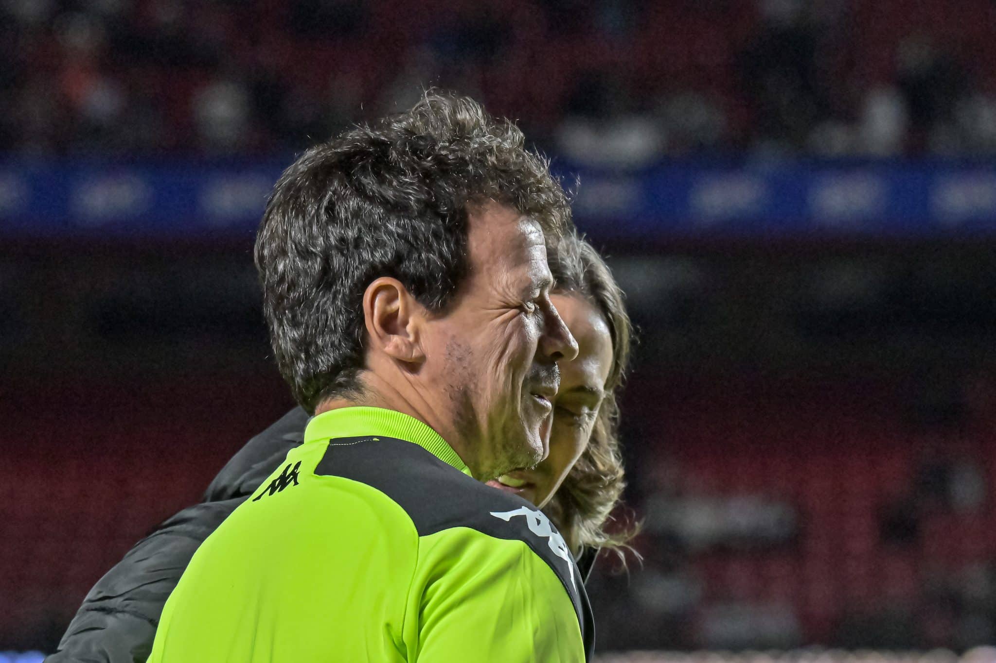 Fernando Diniz, com Luis Zubeld&iacute;a durante S&atilde;o Paulo x Vasco