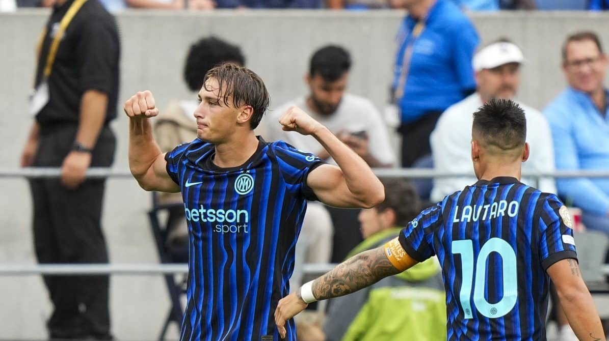 Esposito comemora gol da Internazionale