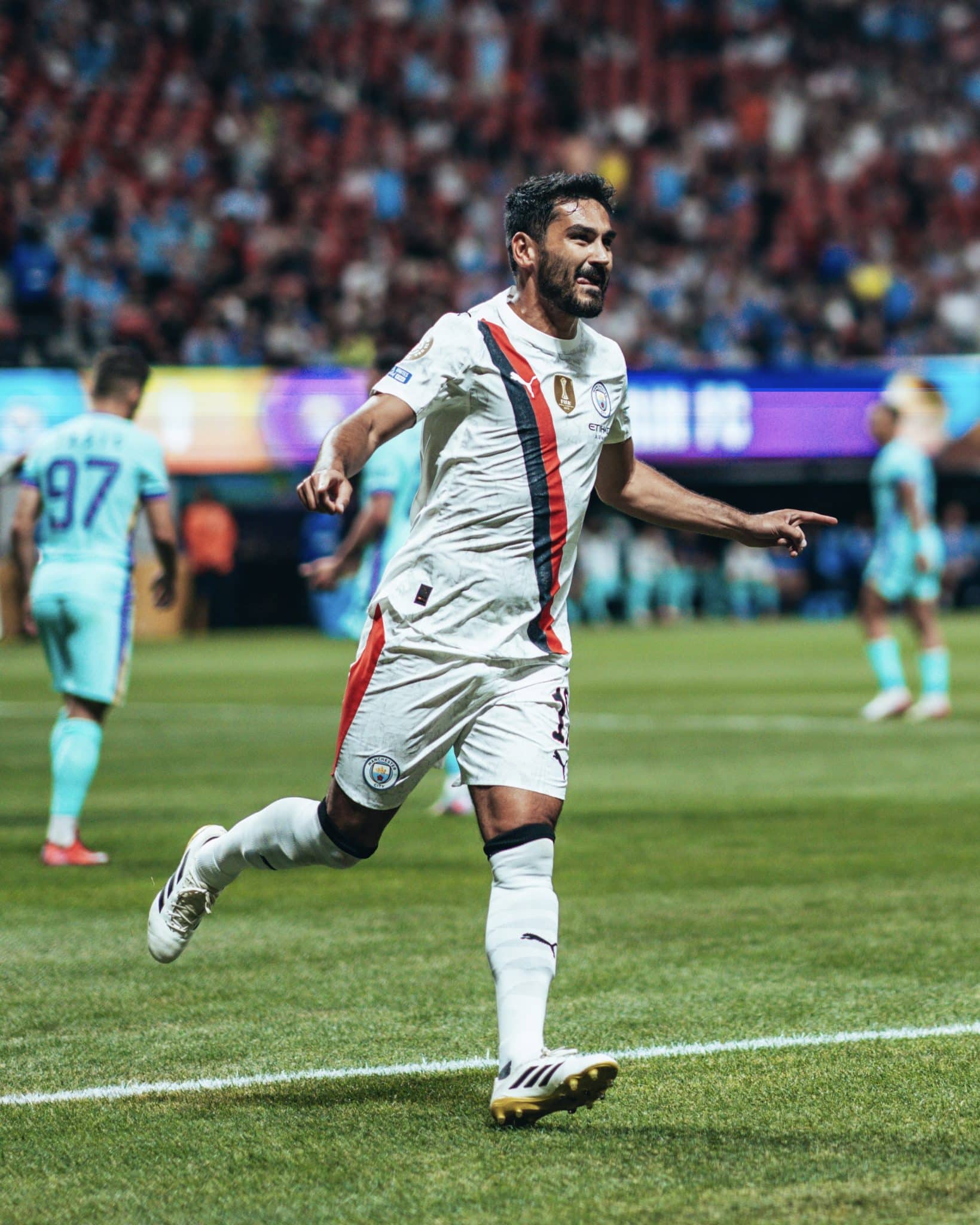 Gundogan comemora gol do Manchester City