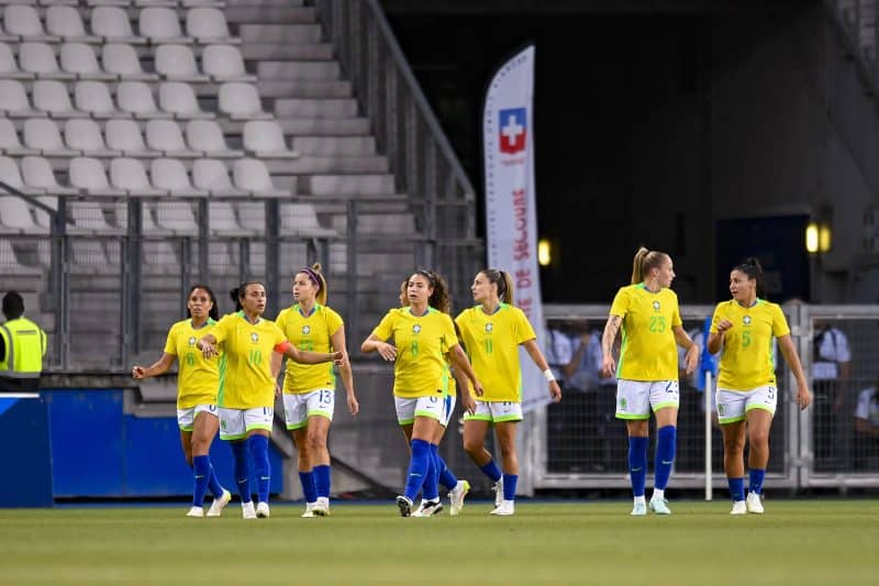 Substituições, riscos e mais: As lições que o Brasil pode tirar após derrota para a França