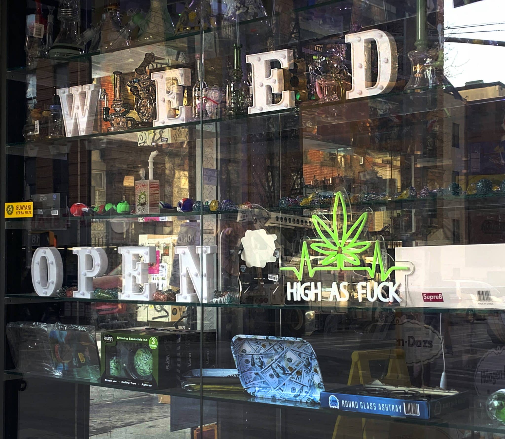 Local de venda e consumo de Cannabis em Nova York 