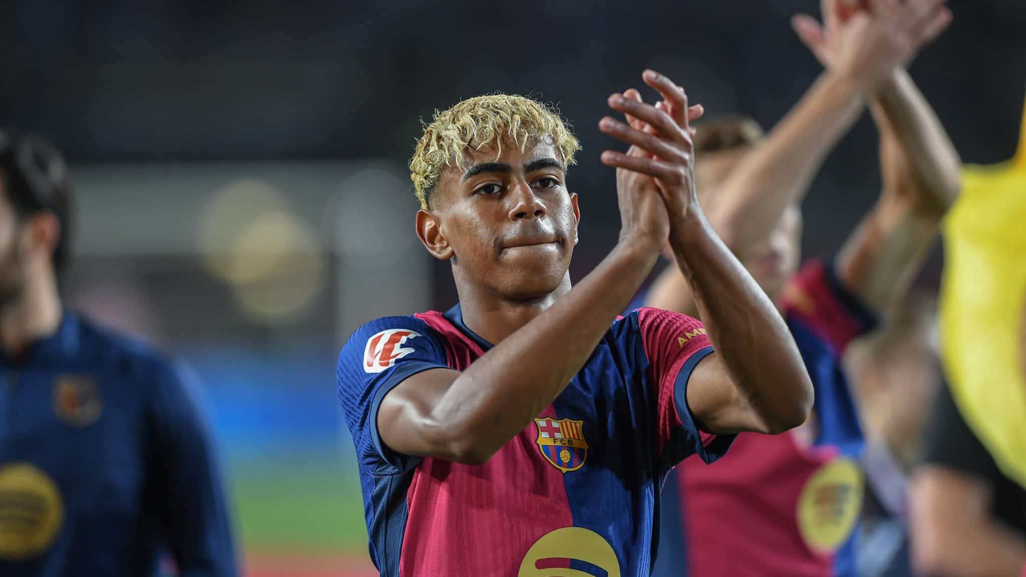 Lamine Yamal em a&ccedil;&atilde;o pelo Barcelona (Foto: Imago)