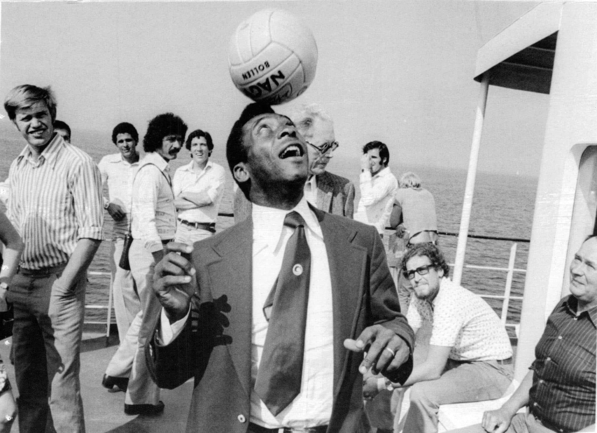 Pel&eacute; popularizou o futebol nos Estados Unidos nos anos 1970 Foto: (Imago)