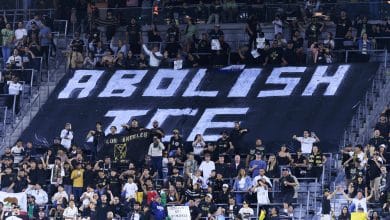 Antes do Mundial, torcedores do LAFC protestam contra repress&atilde;o &agrave; imigra&ccedil;&atilde;o de Trump