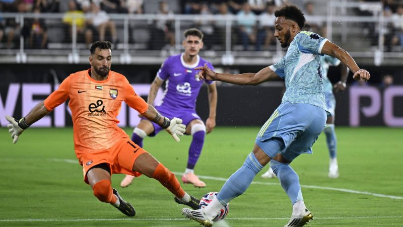 Dois jogos e adeus: O negócio mais inusitado da janela de transferências do Mundial