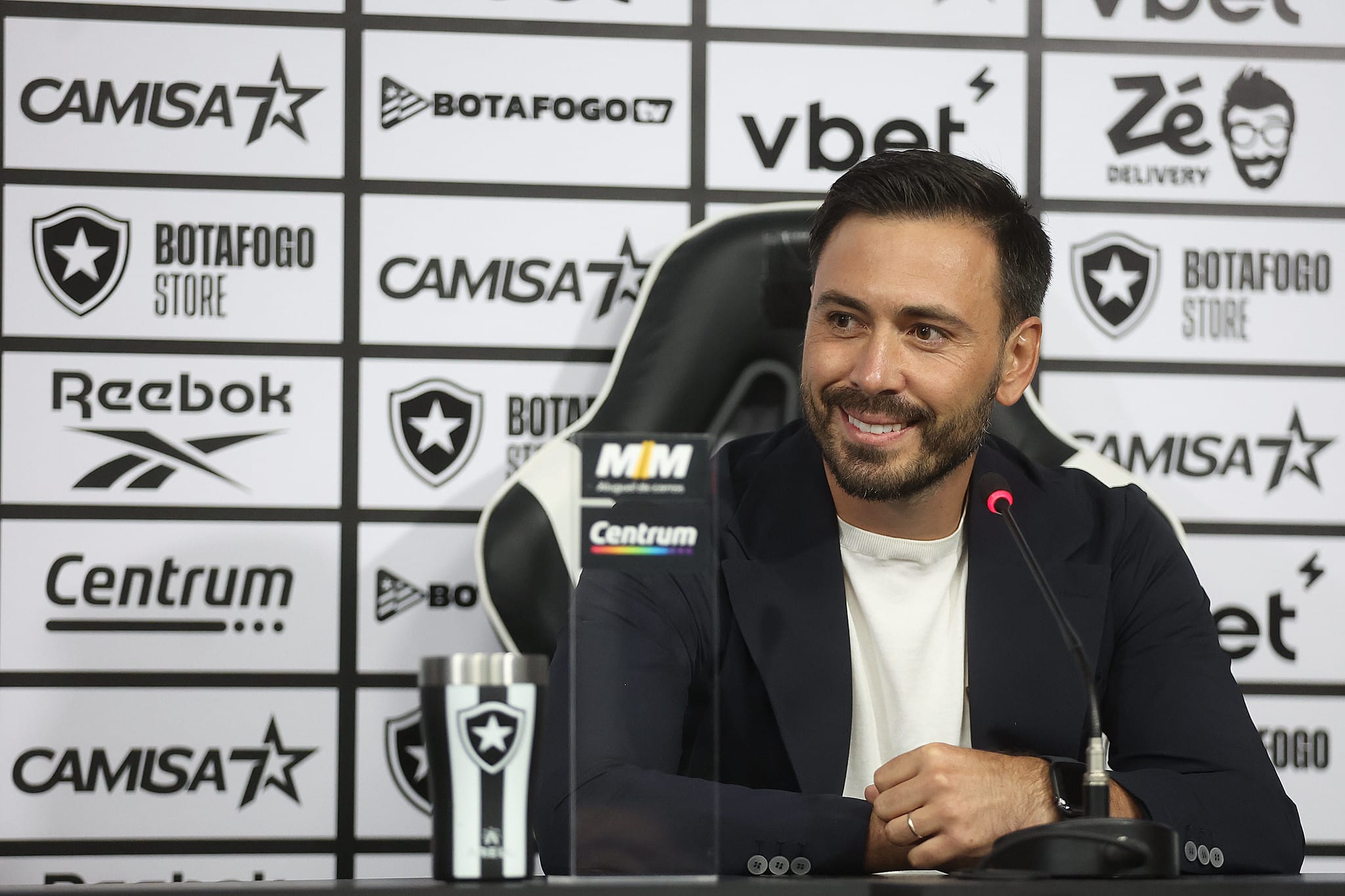 Davide falou sobre estilo de jogo (Foto: Vitor Silva/Botafogo)