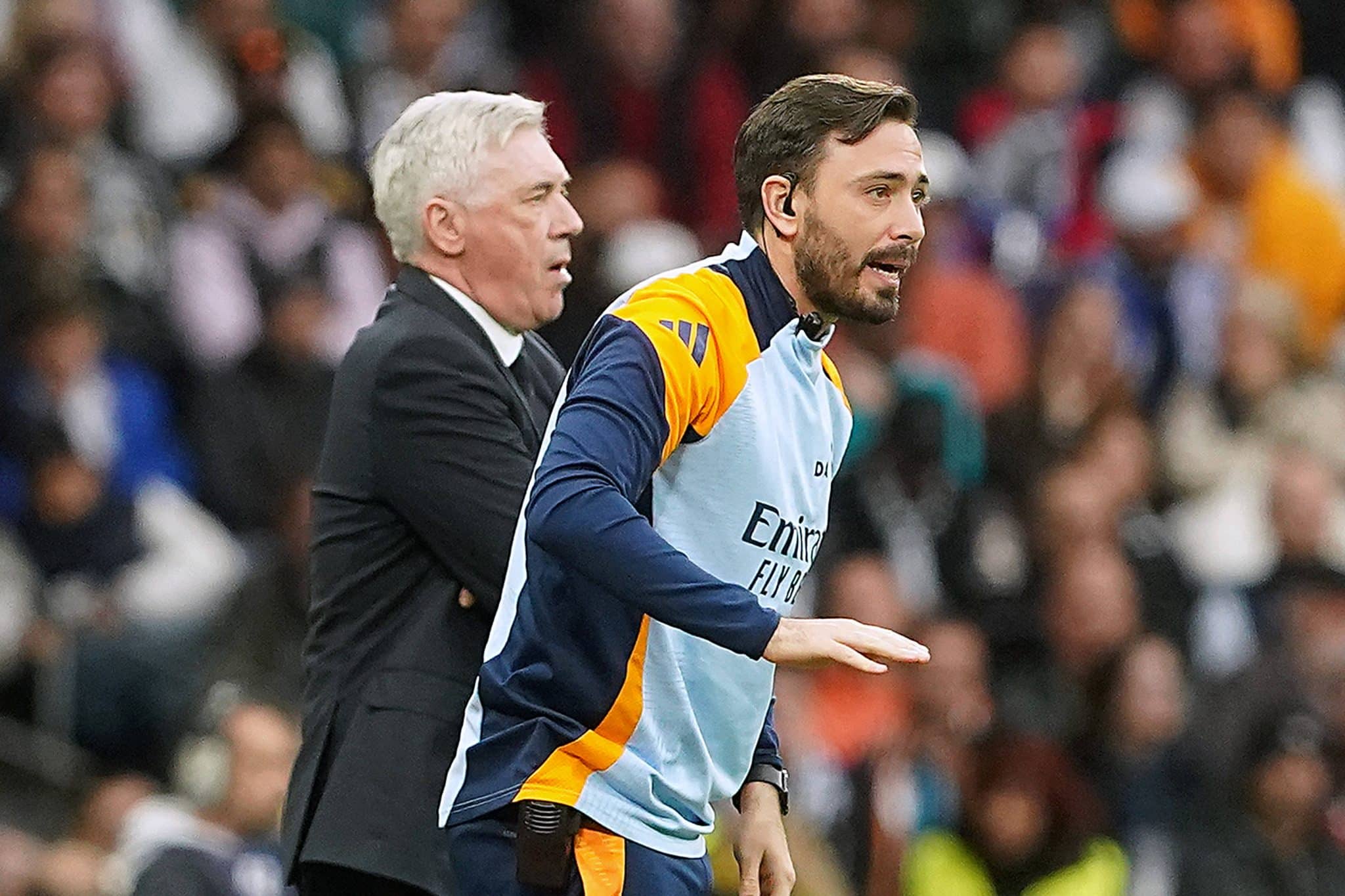 Davide Ancelotti tinha liberdade para passar instru&ccedil;&otilde;es na beira do campo (Foto: Imago)