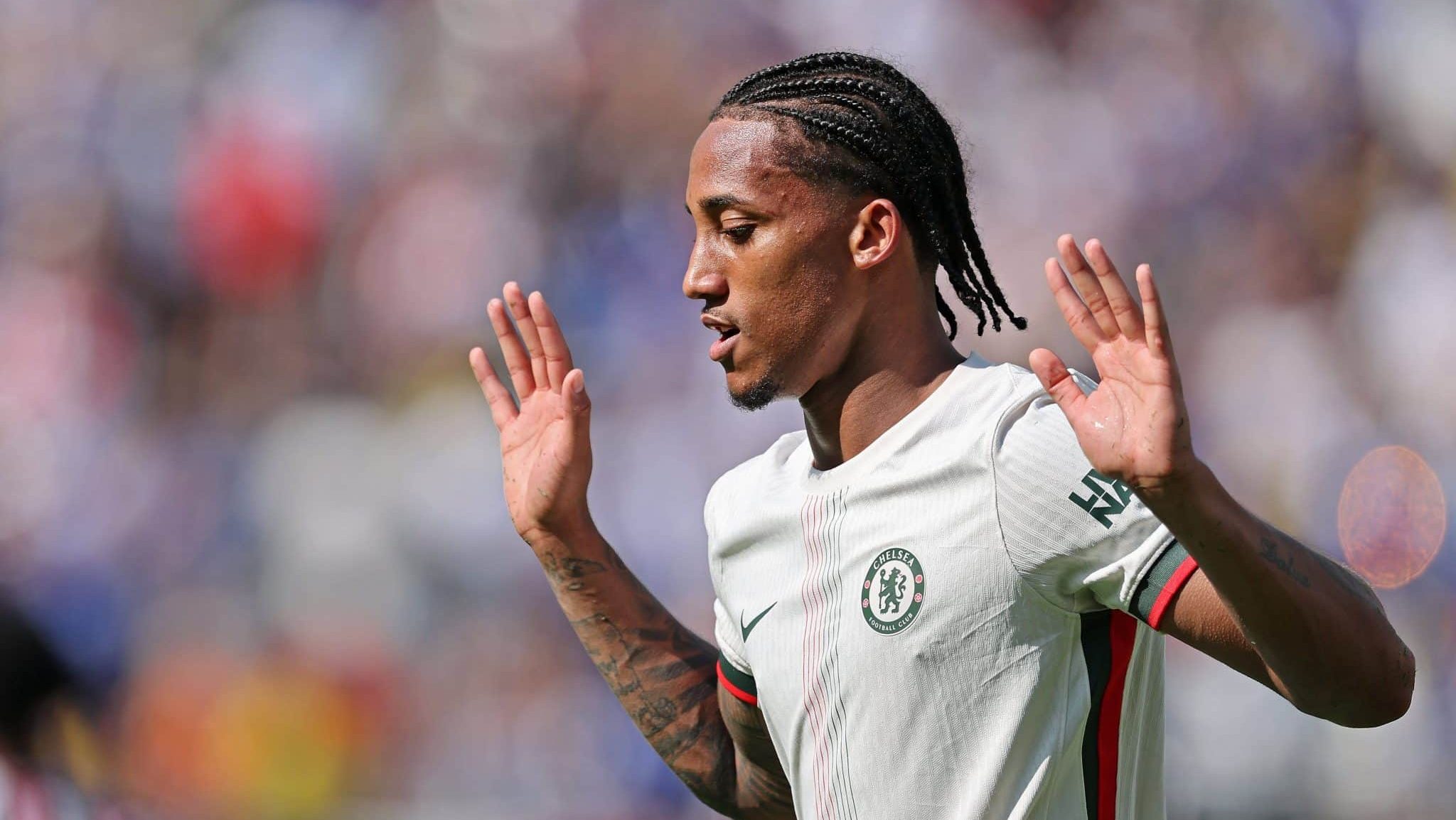 Jo&atilde;o Pedro e o misto de emo&ccedil;&otilde;es ao marcar contra o Fluminense: &lsquo;Mundial era importante para eles&rsquo;